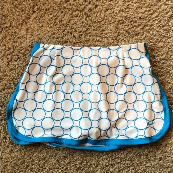 Nike Dresses & Skirts - Nike tennis skirt size M